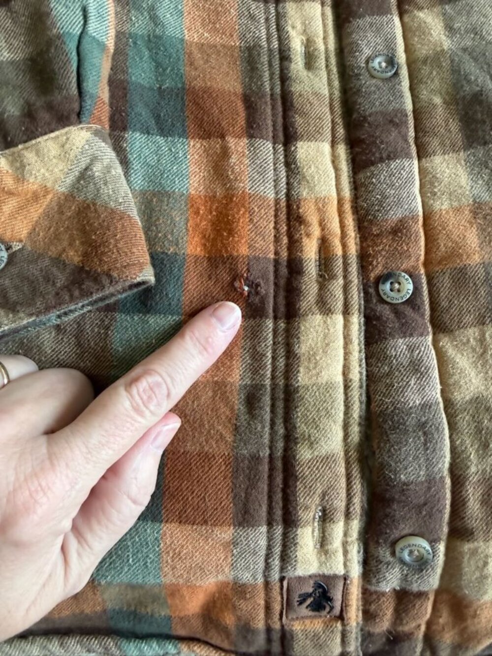 Legendary Whitetails Plaid Flannel Sherpa lined jacket - Size XL - Picture 15 of 15